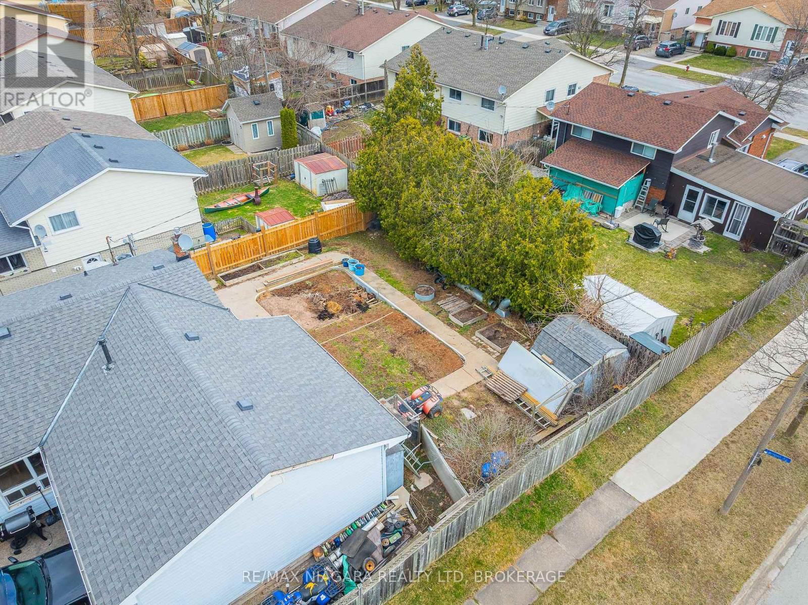 8420 LAMONT AVENUE Image 35
