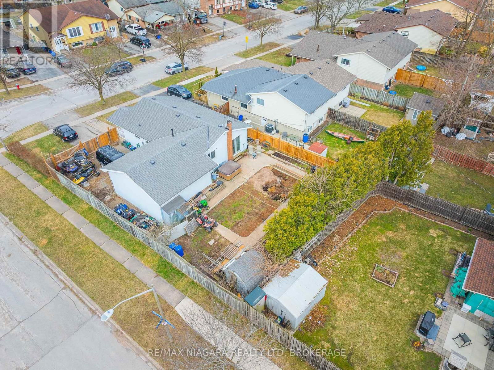 8420 LAMONT AVENUE Image 36