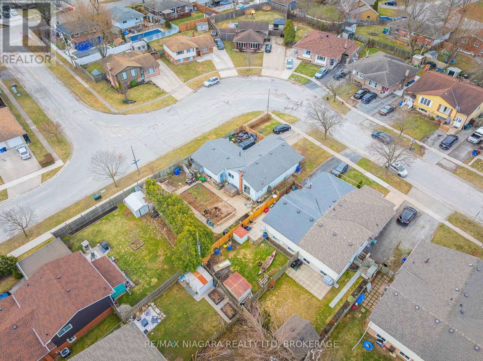 8420 LAMONT AVENUE Image 42