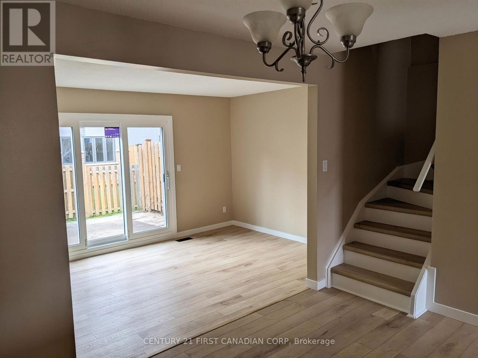 68 - 6767 THOROLD STONE ROAD Image 16