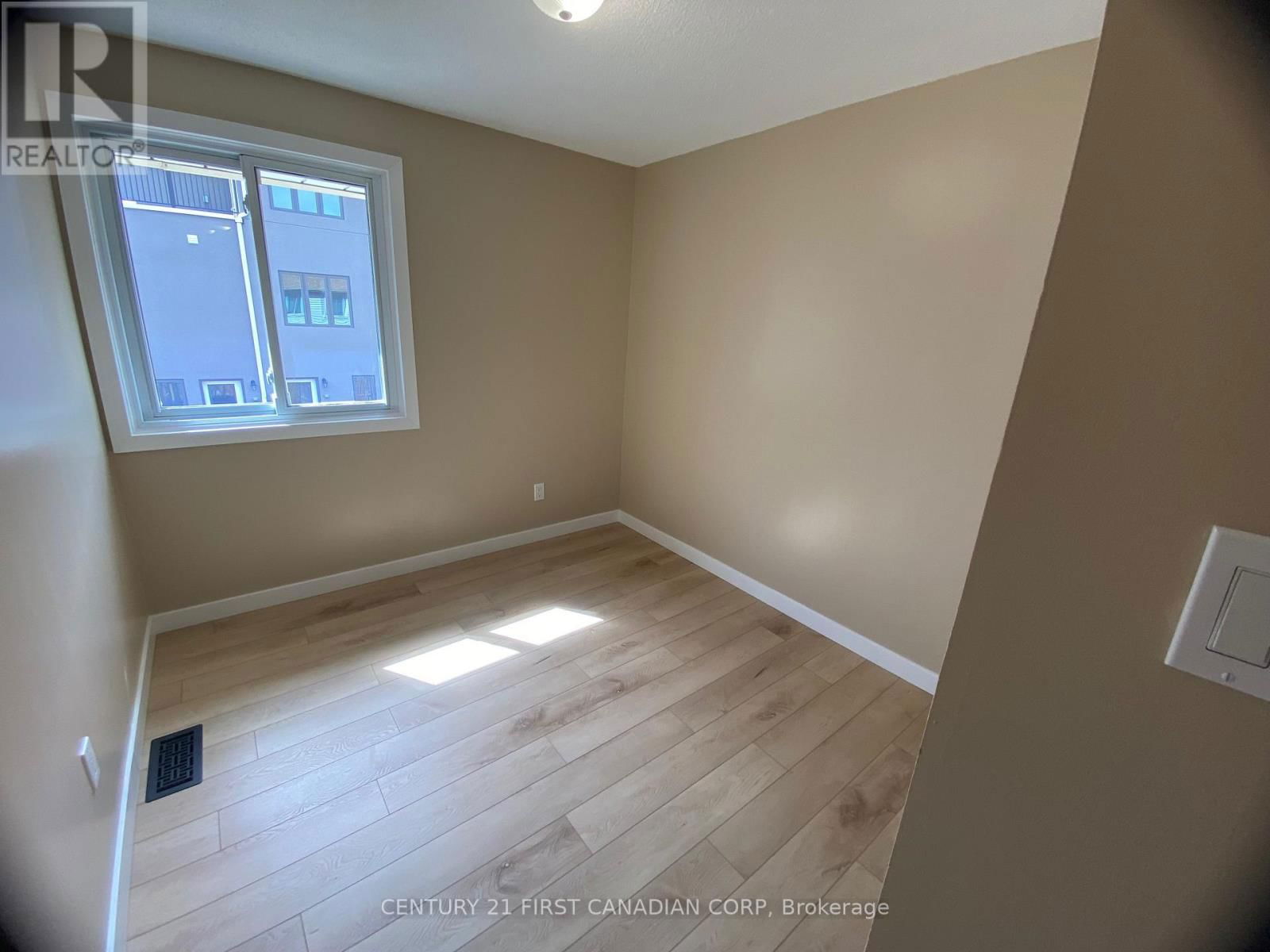 68 - 6767 THOROLD STONE ROAD Image 24