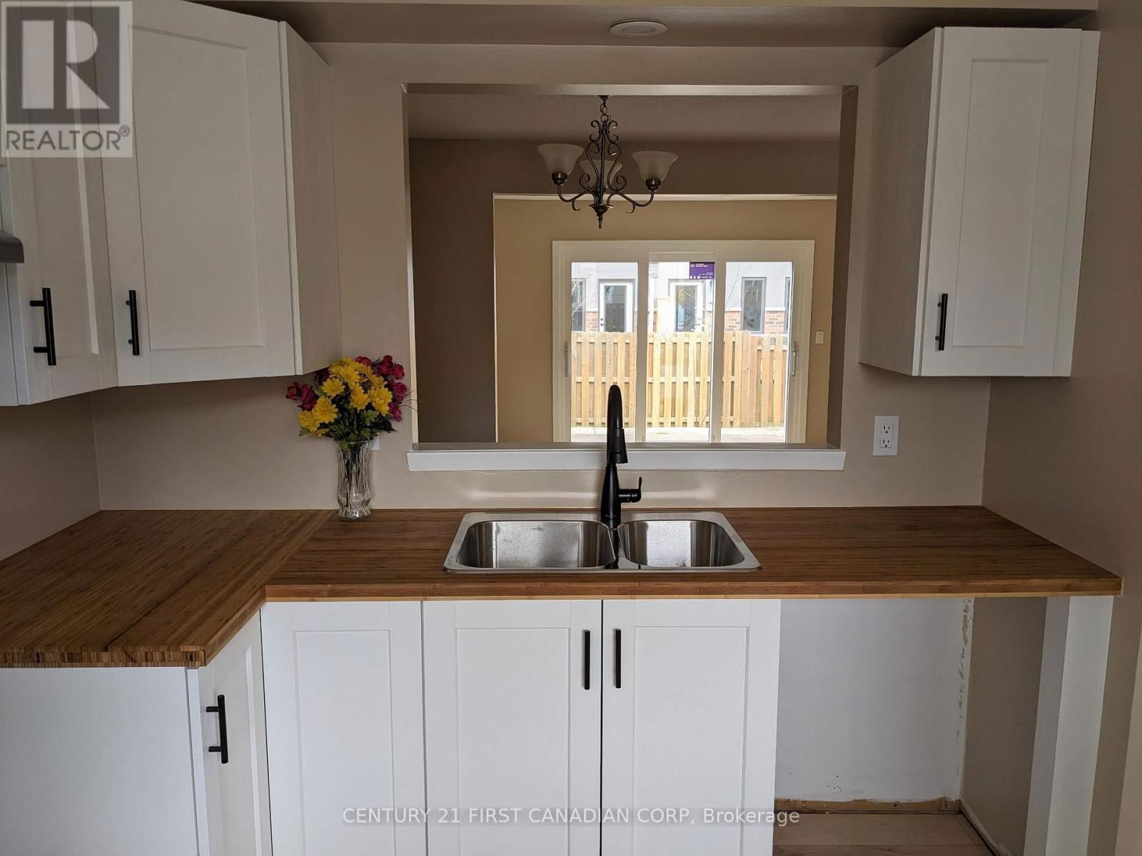 68 - 6767 THOROLD STONE ROAD Image 5