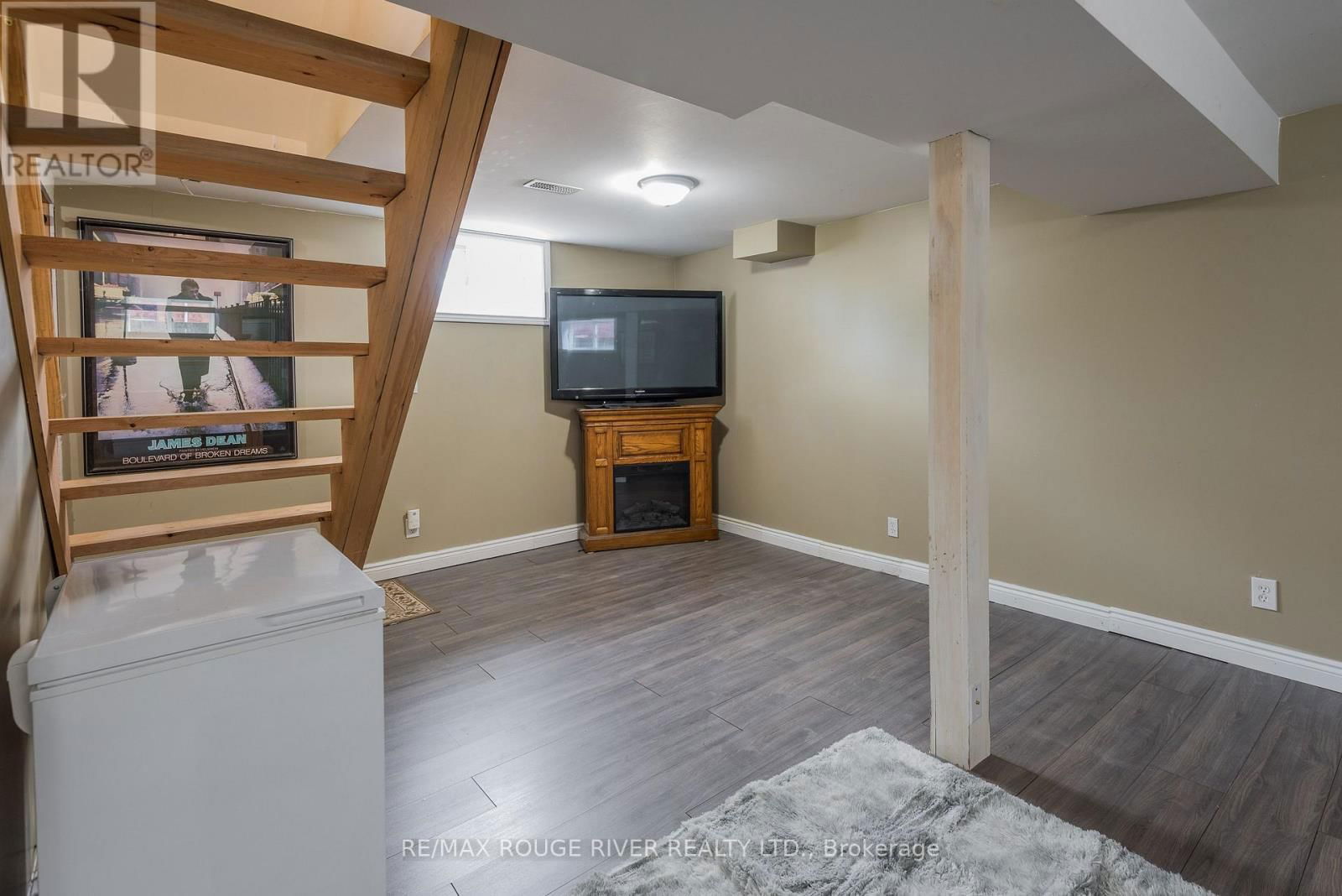 59 GILSON STREET Image 26