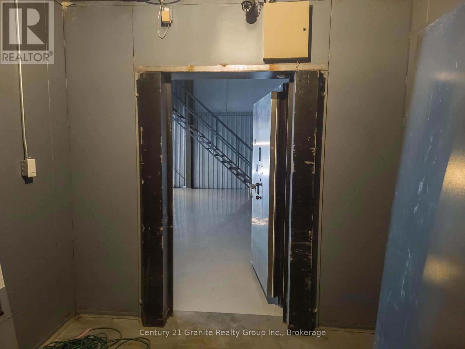 367 INDUSTRIAL PARK ROAD Image 18