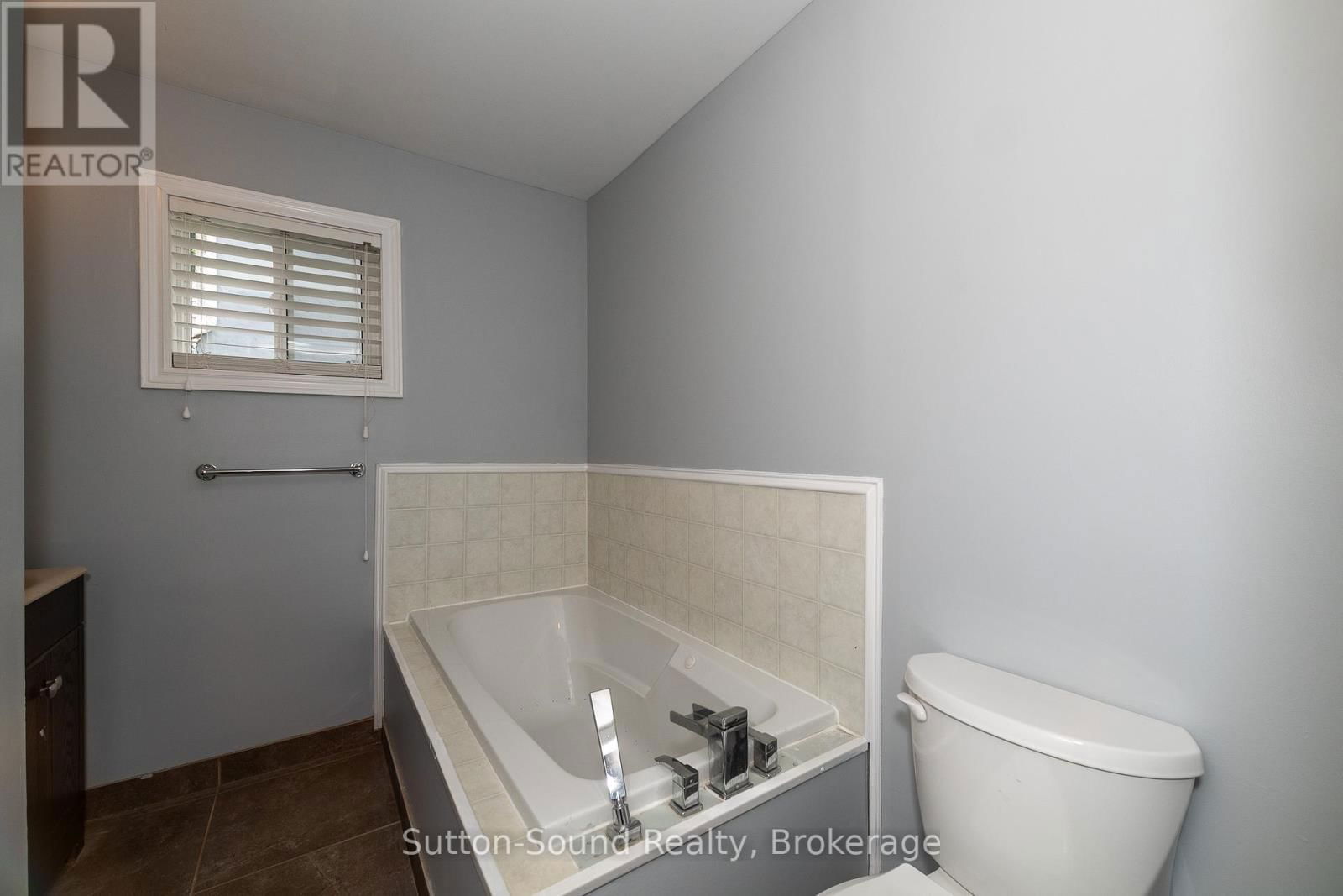365 24TH STREET WEST Image 36