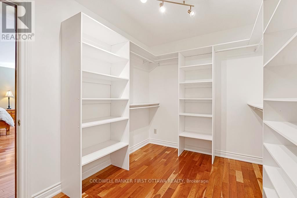206 DEERWOOD DRIVE Image 17