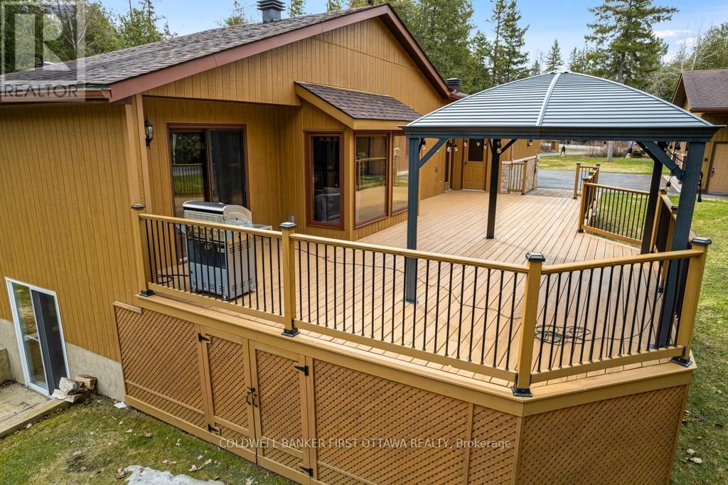 206 DEERWOOD DRIVE Image 32