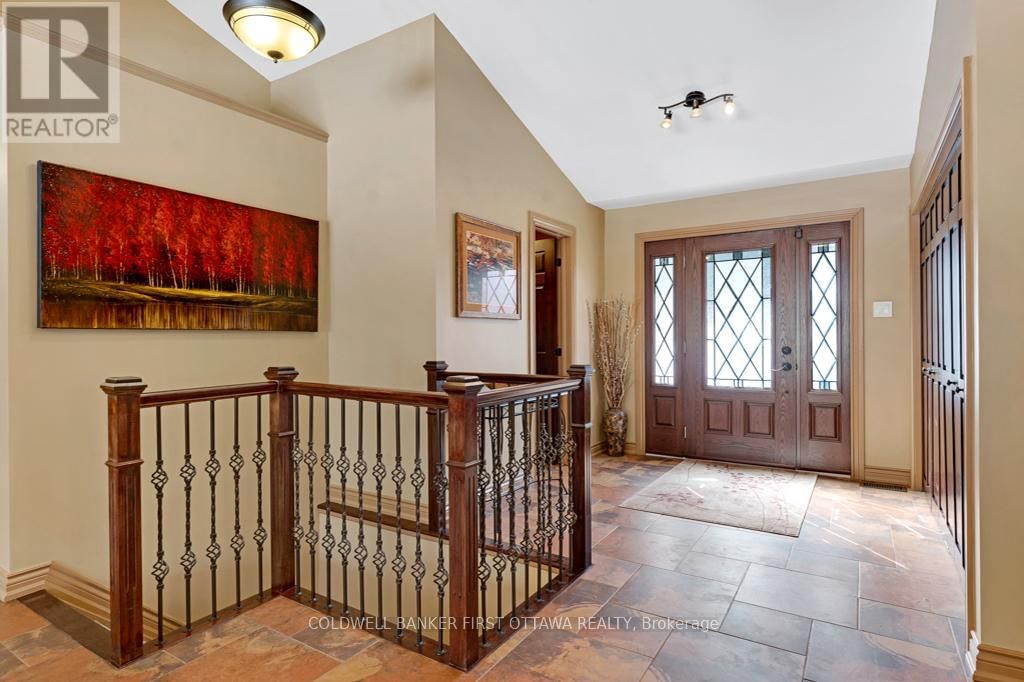 206 DEERWOOD DRIVE Image 4