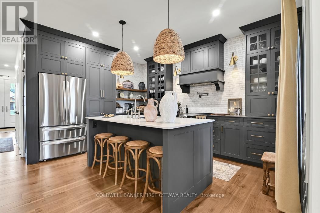 1684 TRIZISKY STREET Image 11