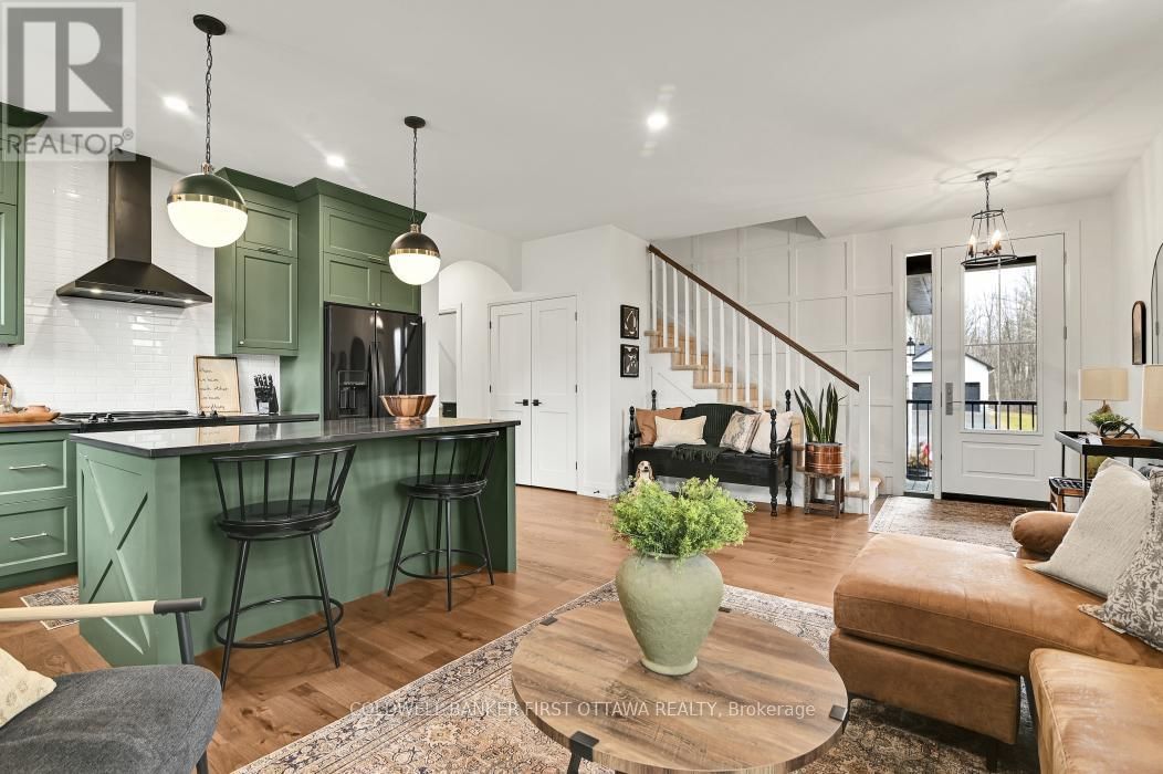 1684 TRIZISKY STREET Image 24