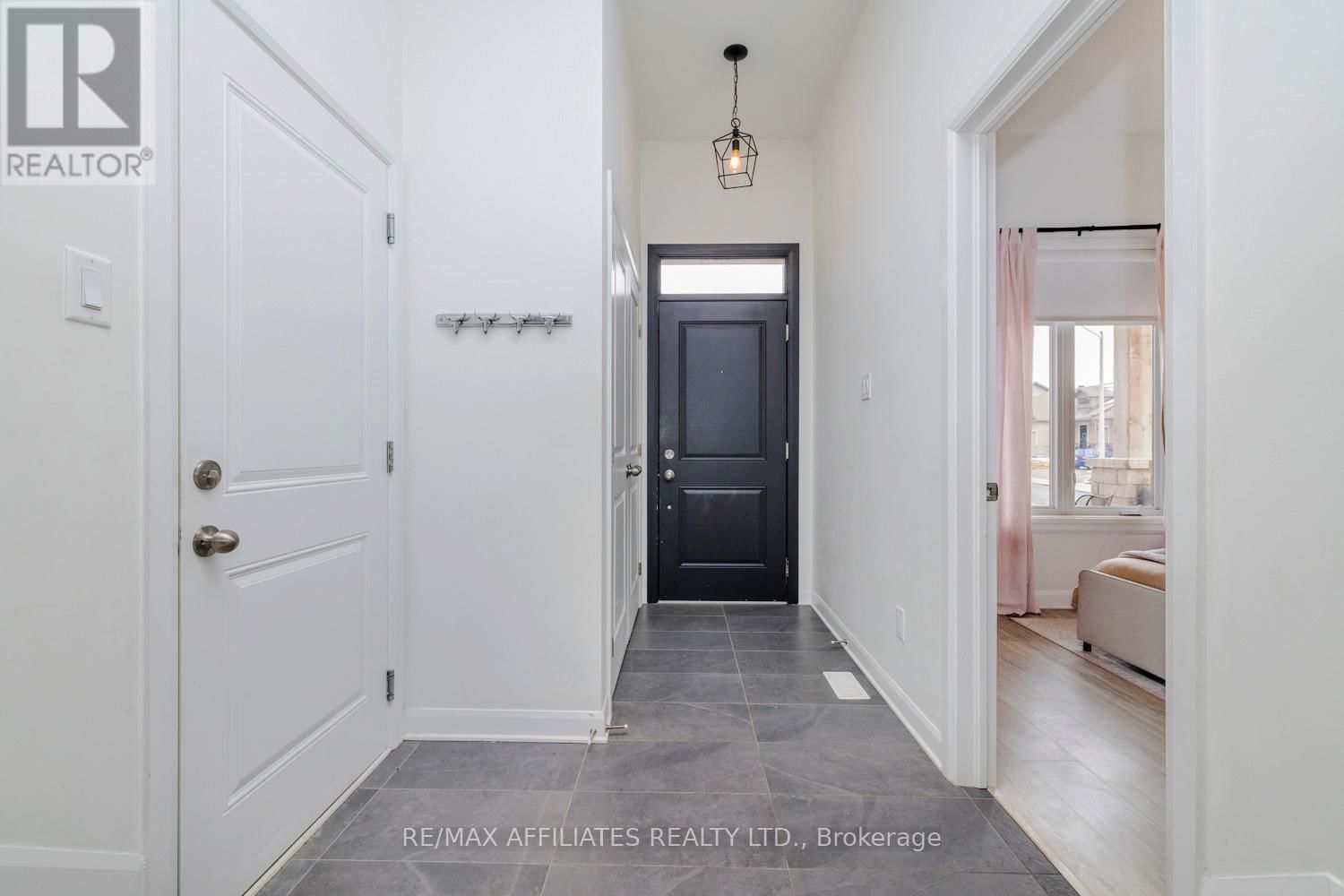 20 ELMER WEST STREET Image 4