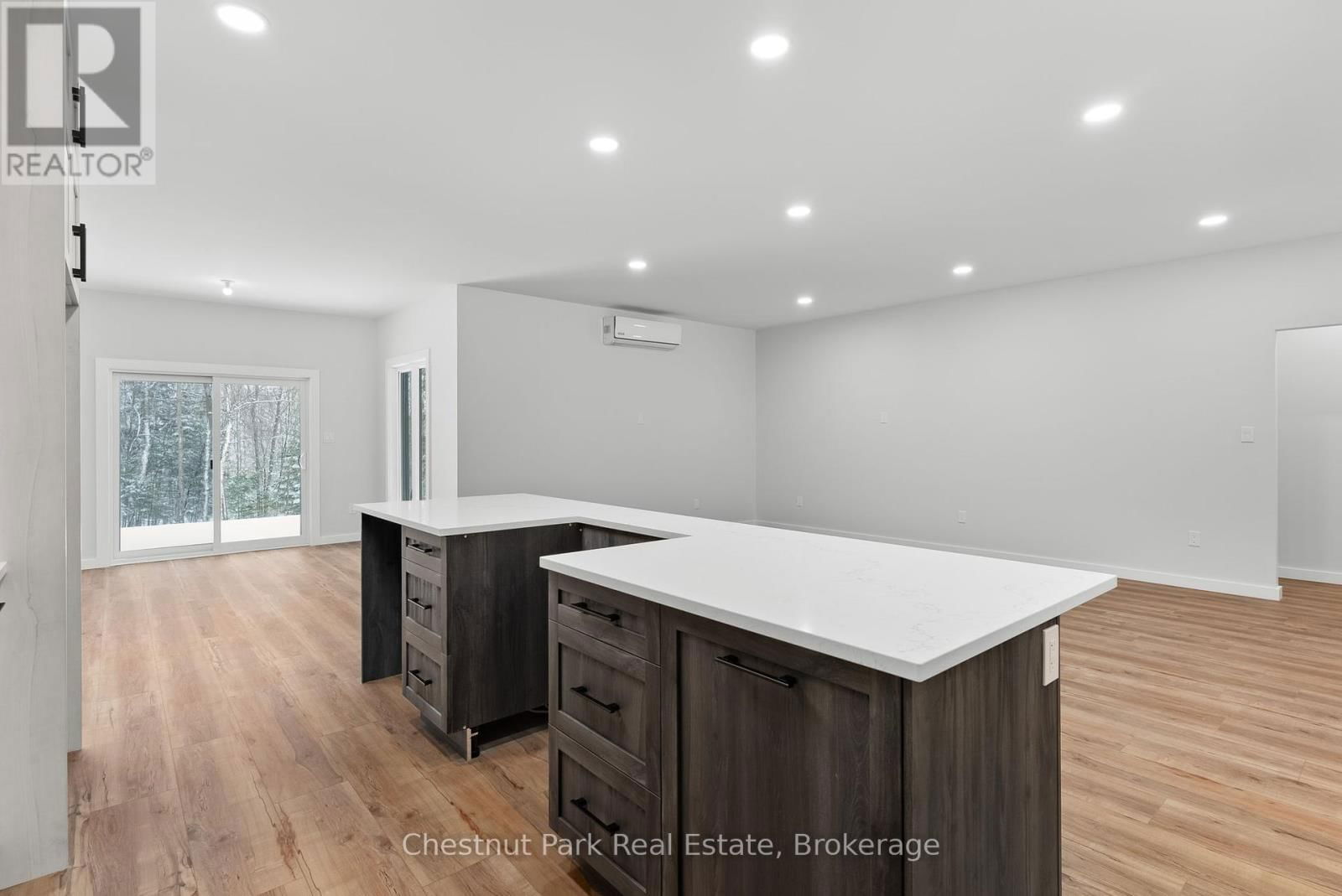 24 ASPEN LANE Image 31