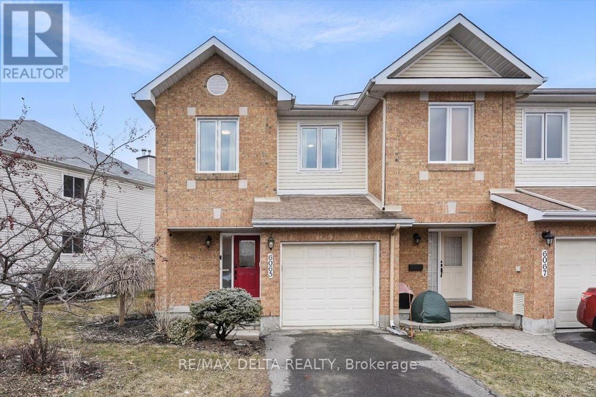 6065 PINEGLADE CRESCENT Image 1
