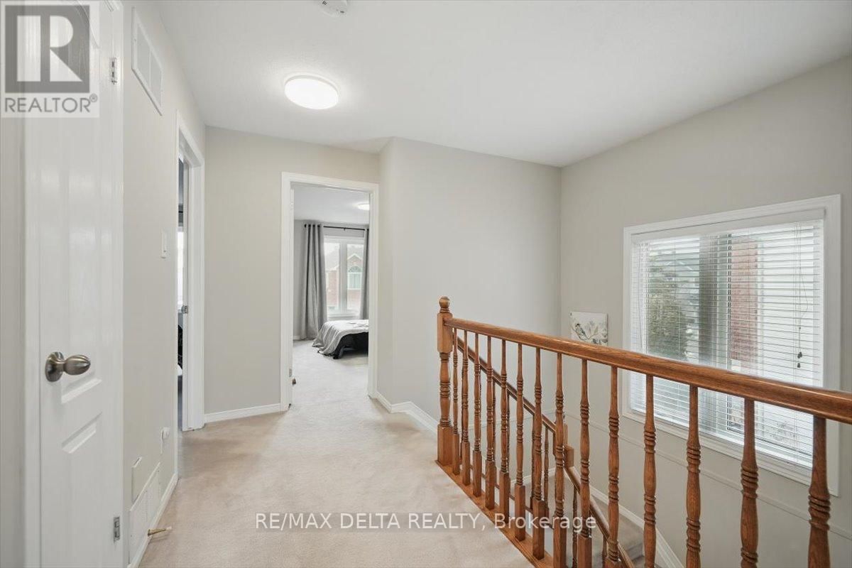 6065 PINEGLADE CRESCENT Image 12