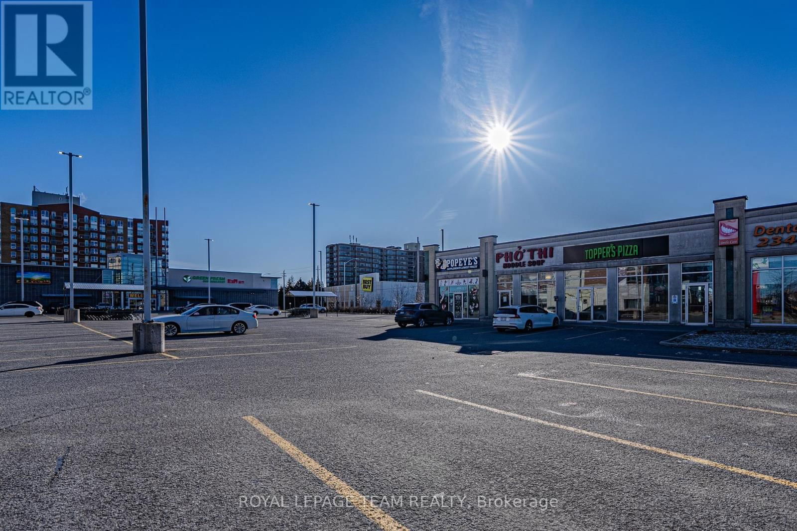3 - 1691 MERIVALE ROAD Image 22