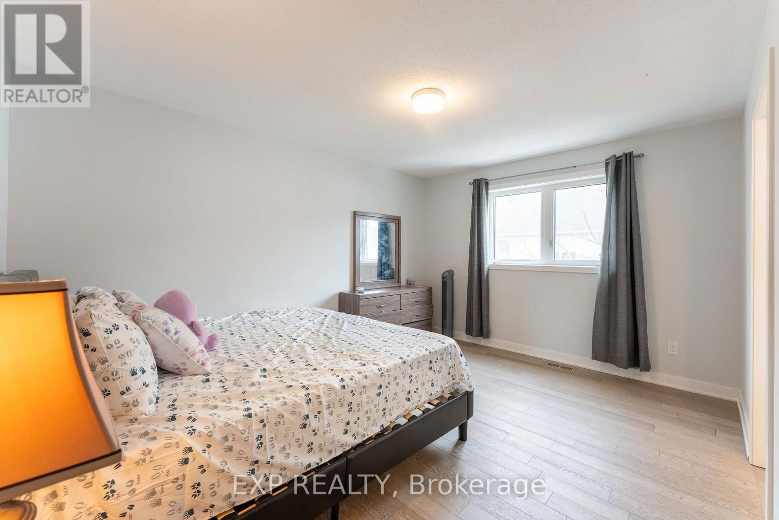2142 WINSOME TERRACE Image 19
