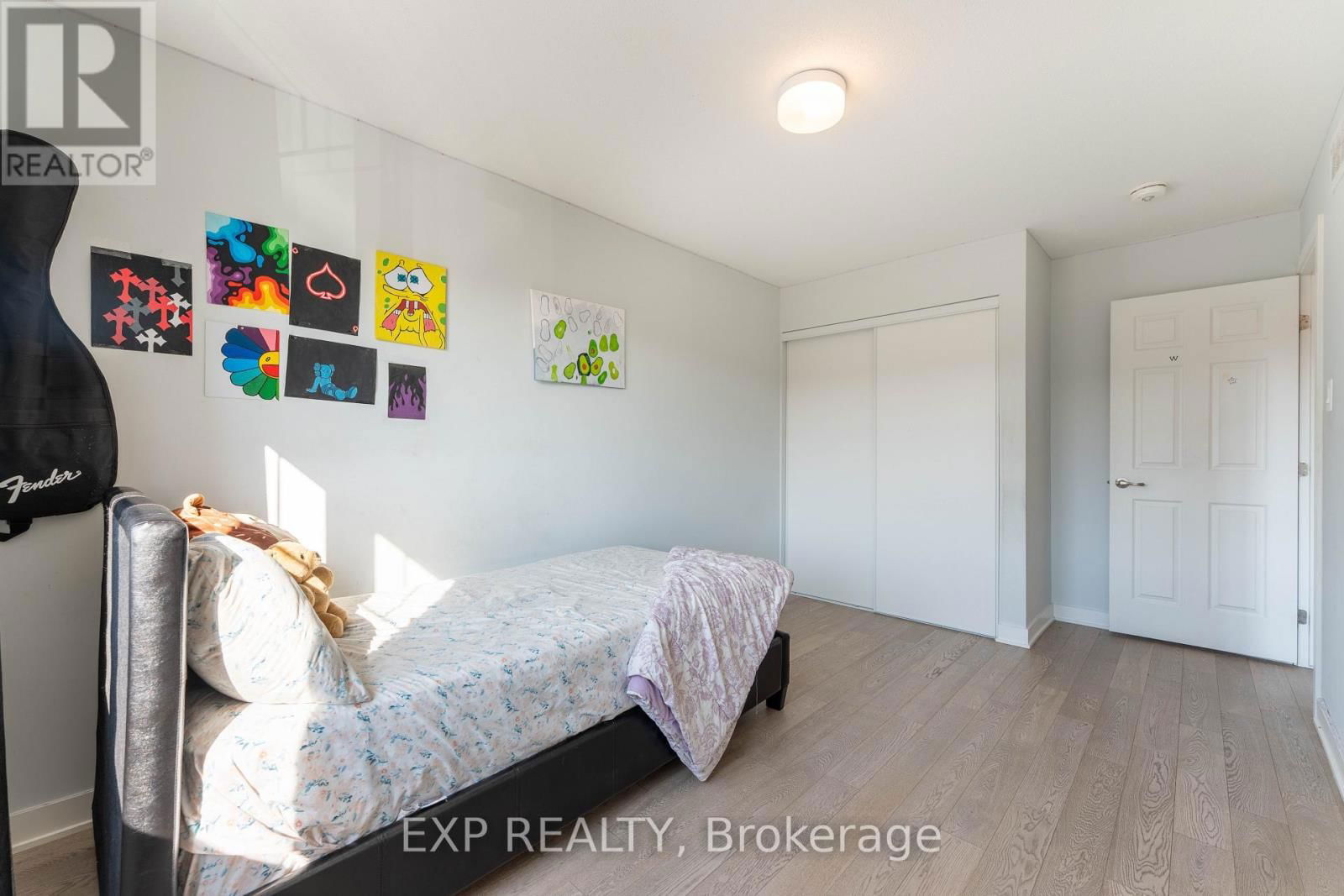 2142 WINSOME TERRACE Image 27