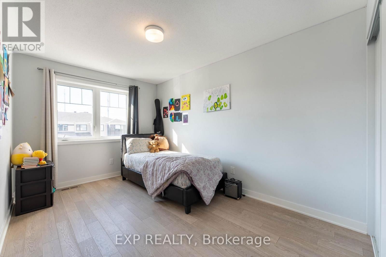 2142 WINSOME TERRACE Image 28