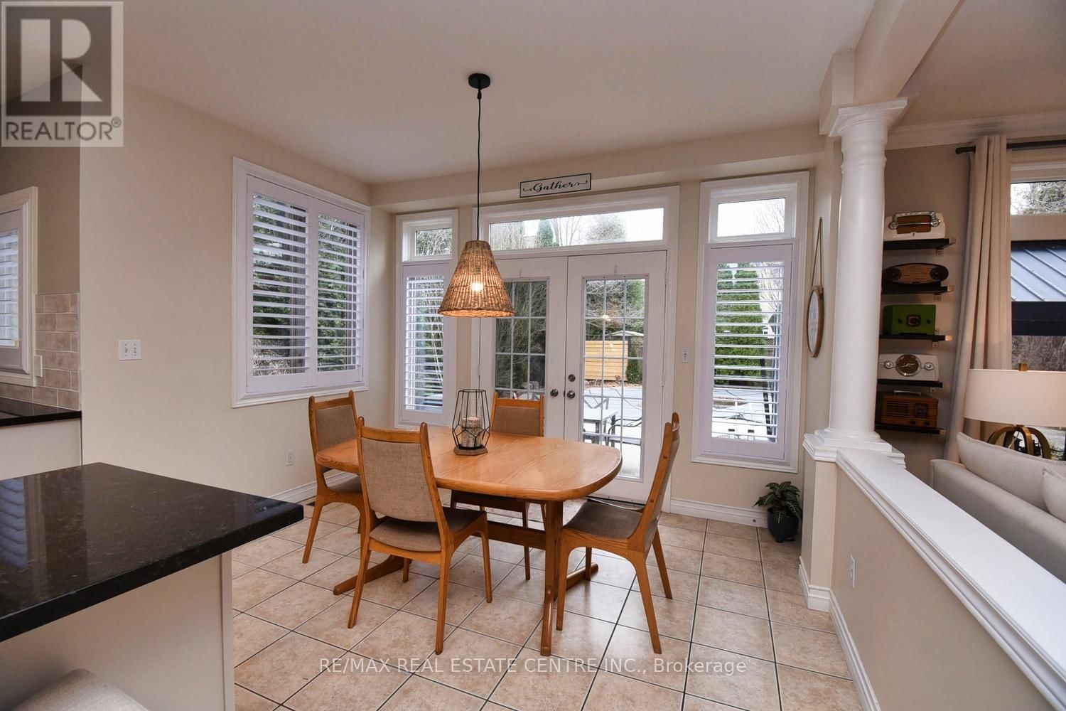 47 SURREY DRIVE Image 14