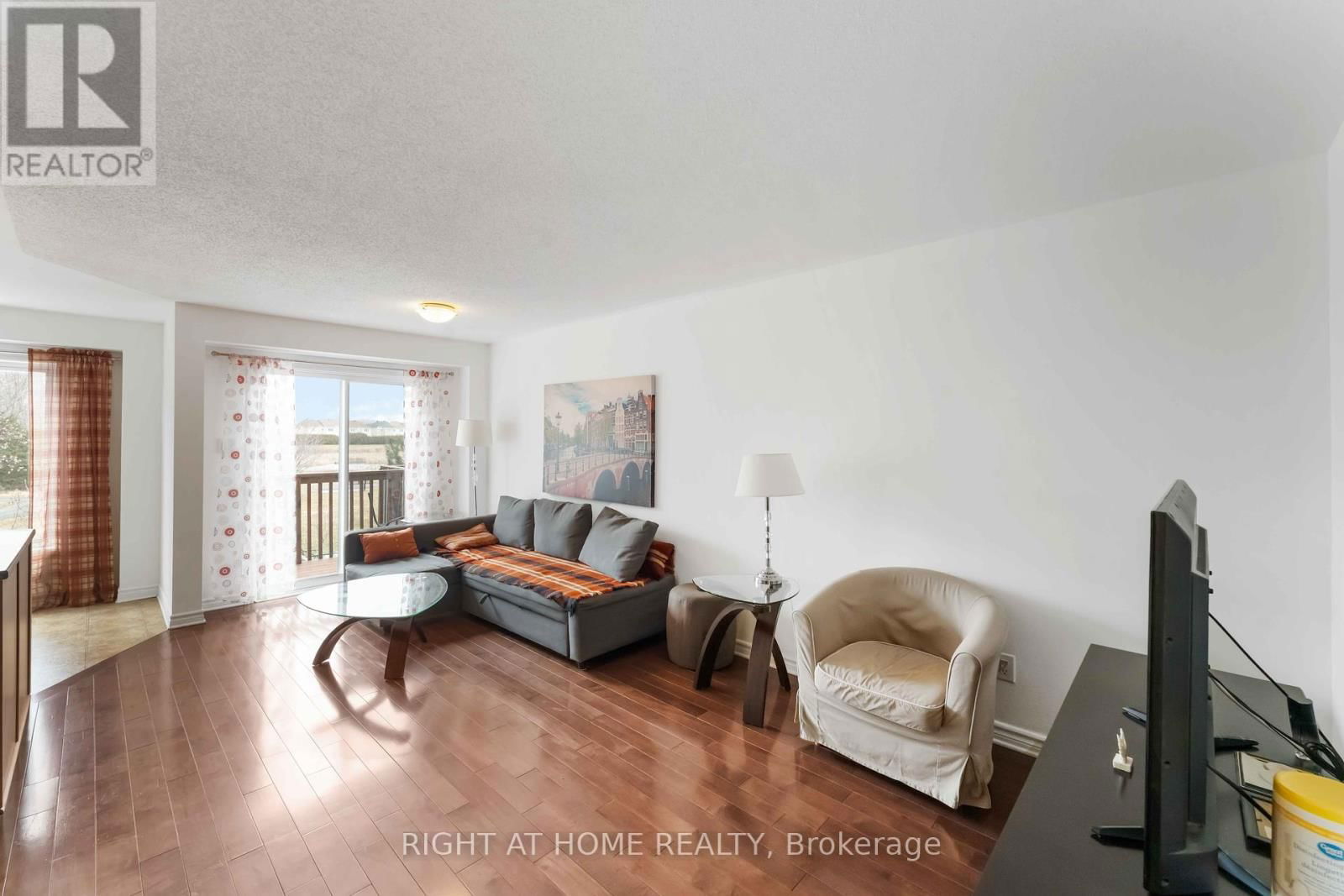 258 CATAMOUNT COURT Image 4