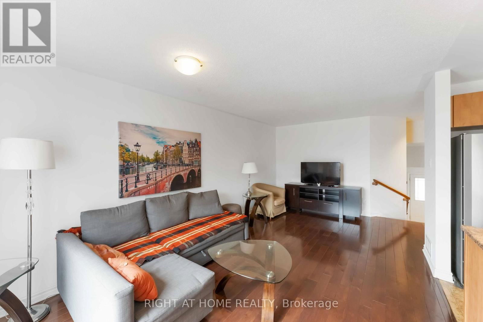 258 CATAMOUNT COURT Image 5