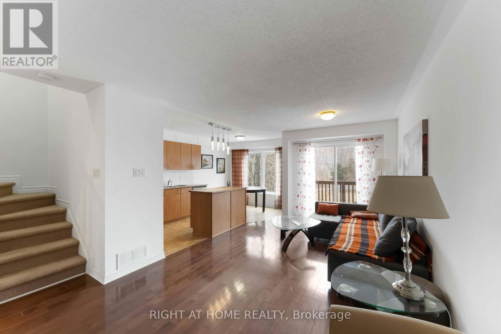 258 CATAMOUNT COURT Image 7