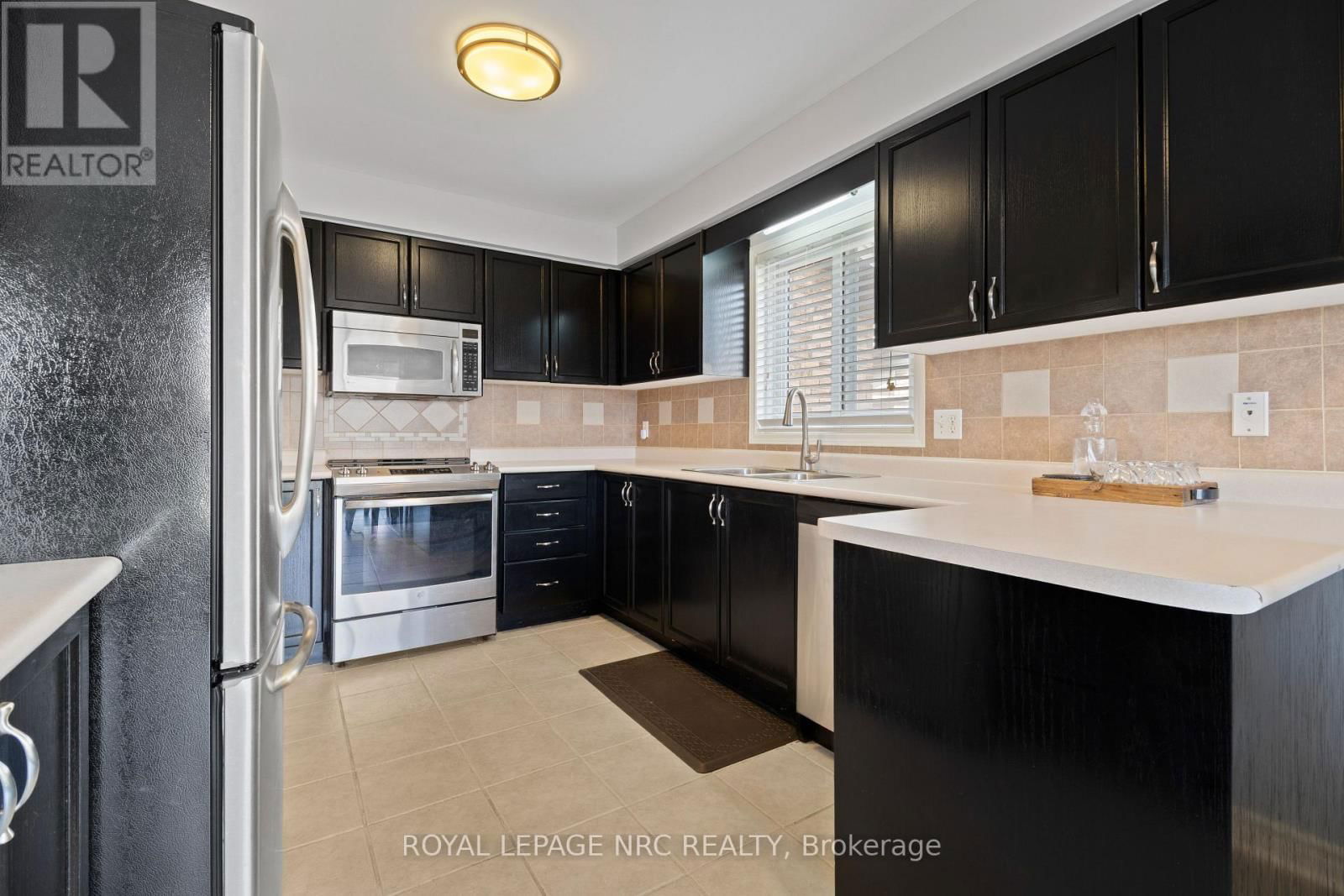 85 UDELL WAY Image 14
