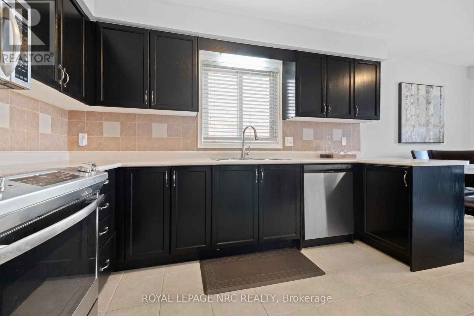 85 UDELL WAY Image 17