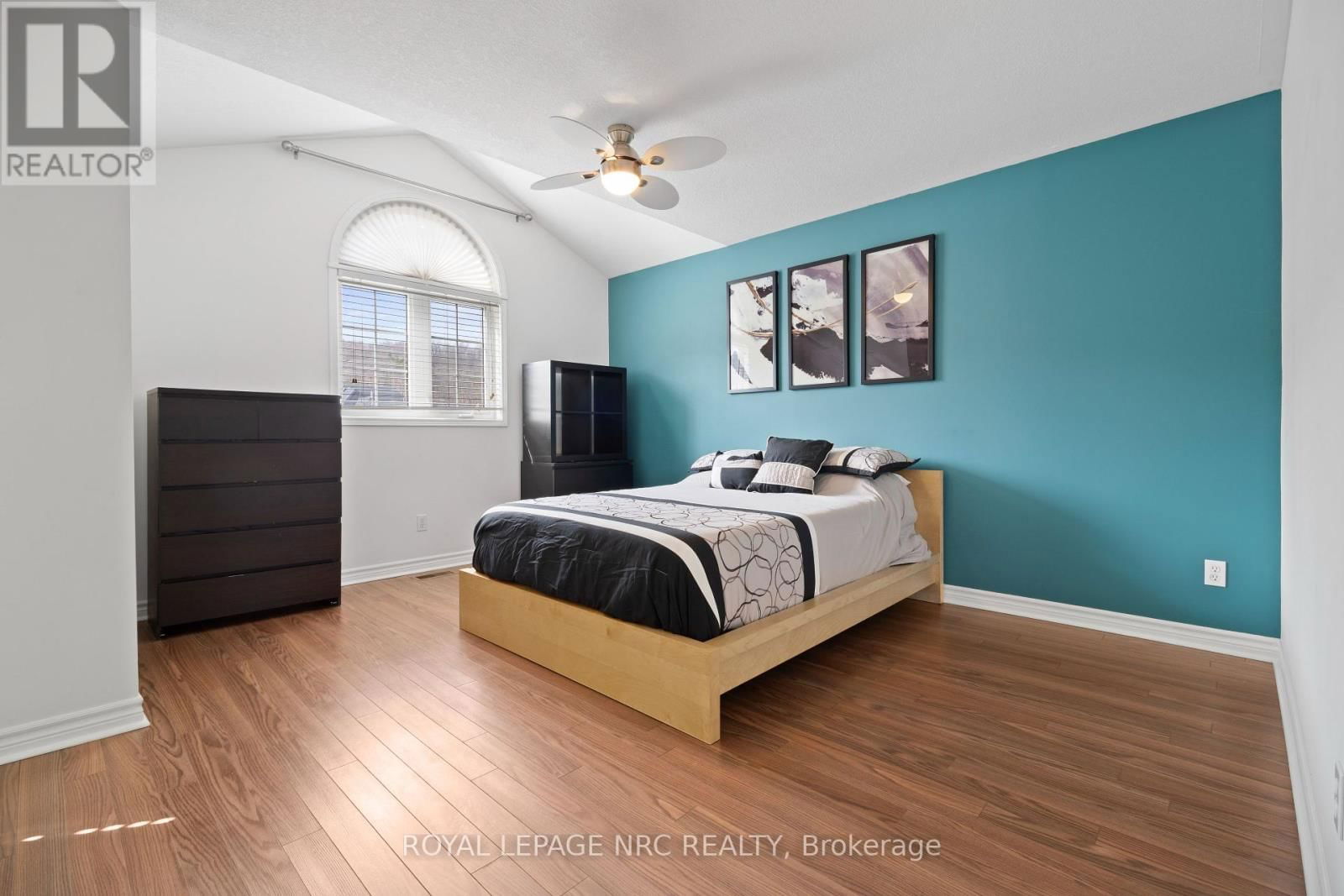 85 UDELL WAY Image 20