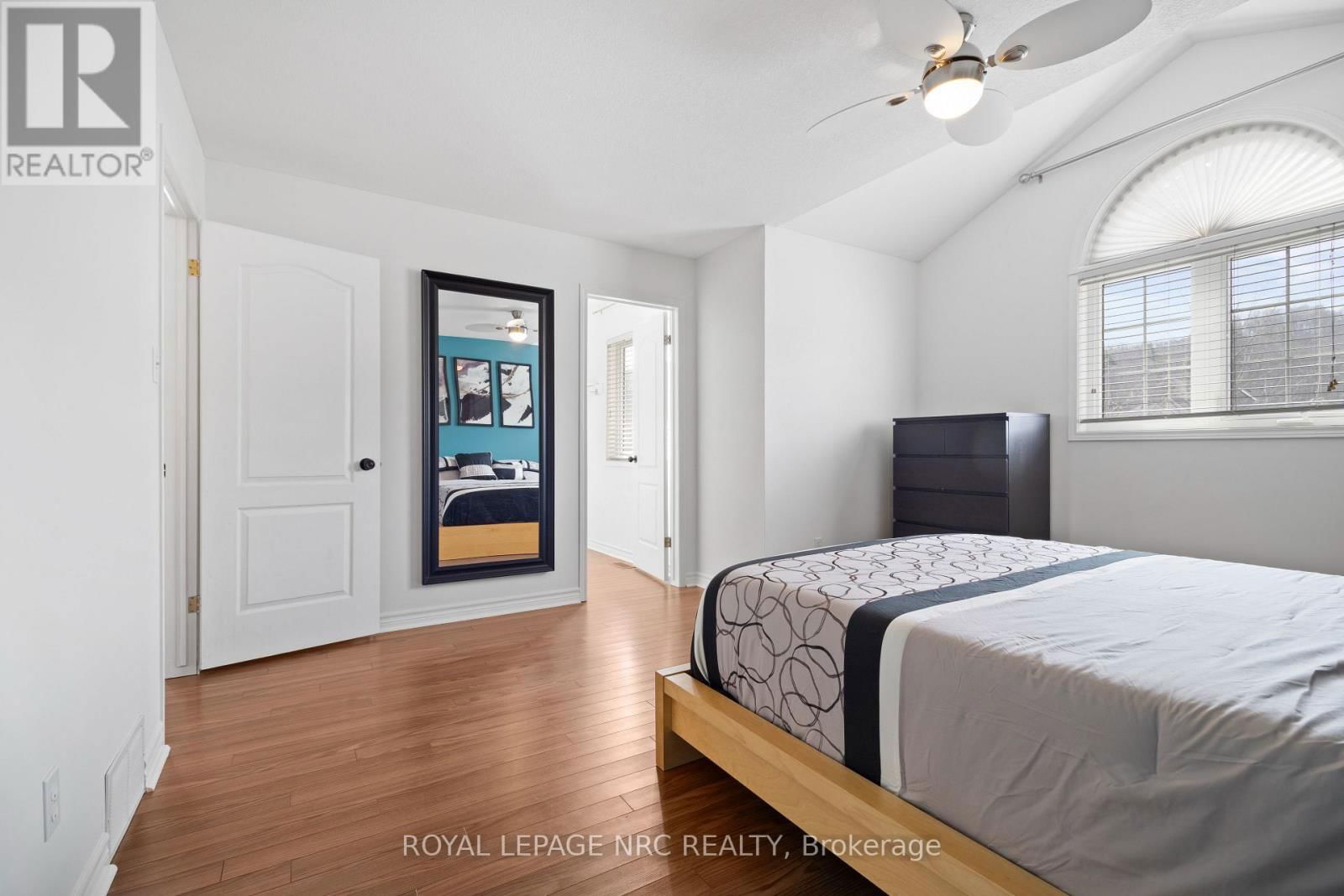85 UDELL WAY Image 23
