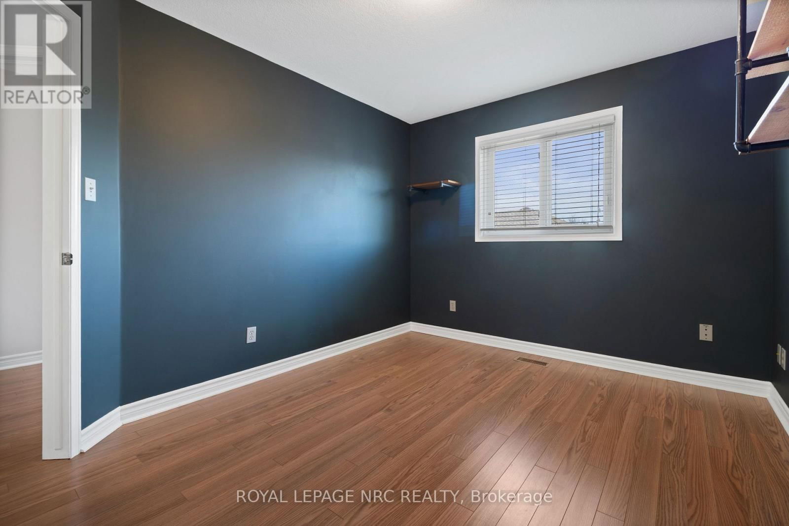 85 UDELL WAY Image 29