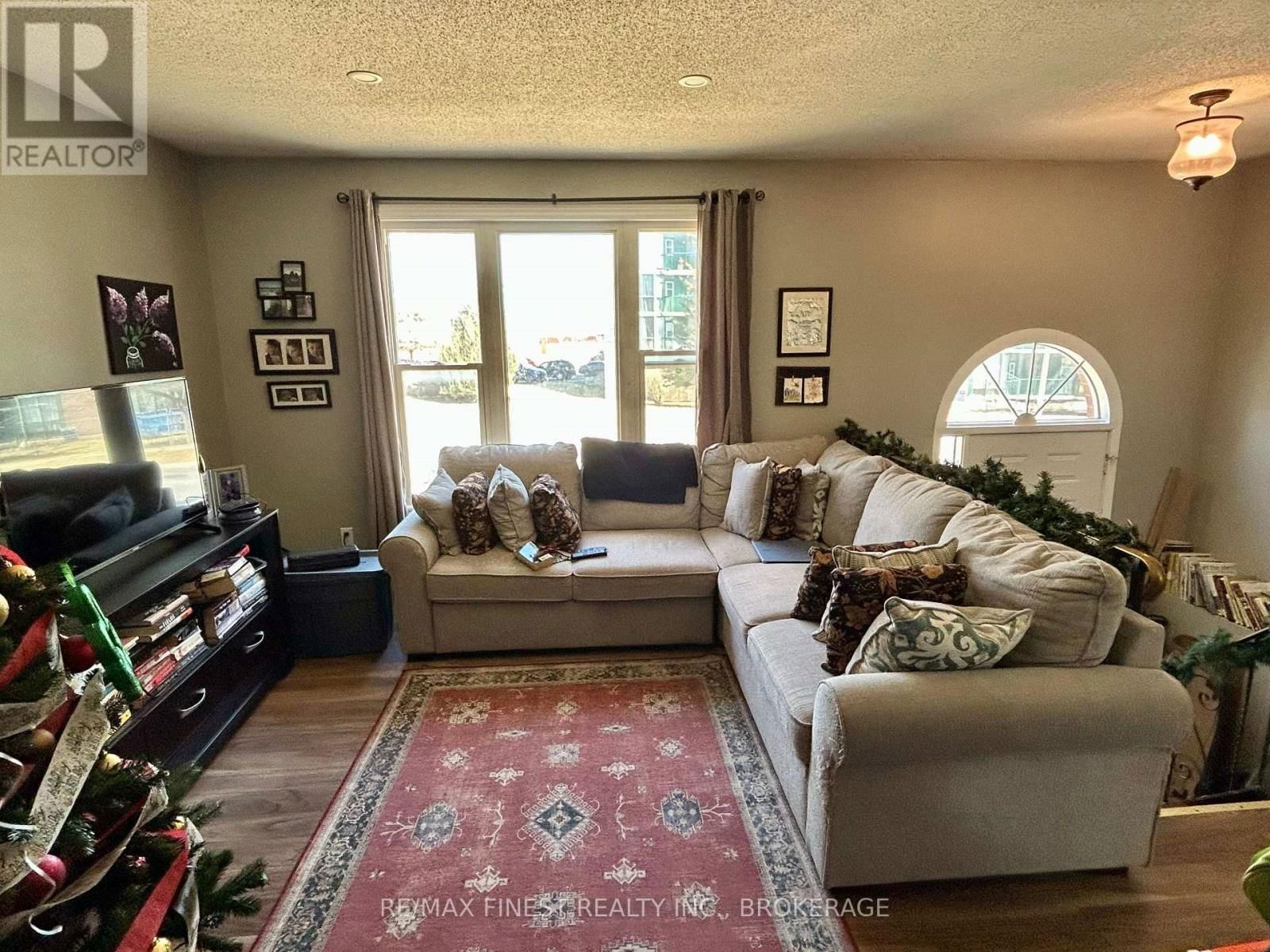 757 RIDLEY DRIVE Image 6