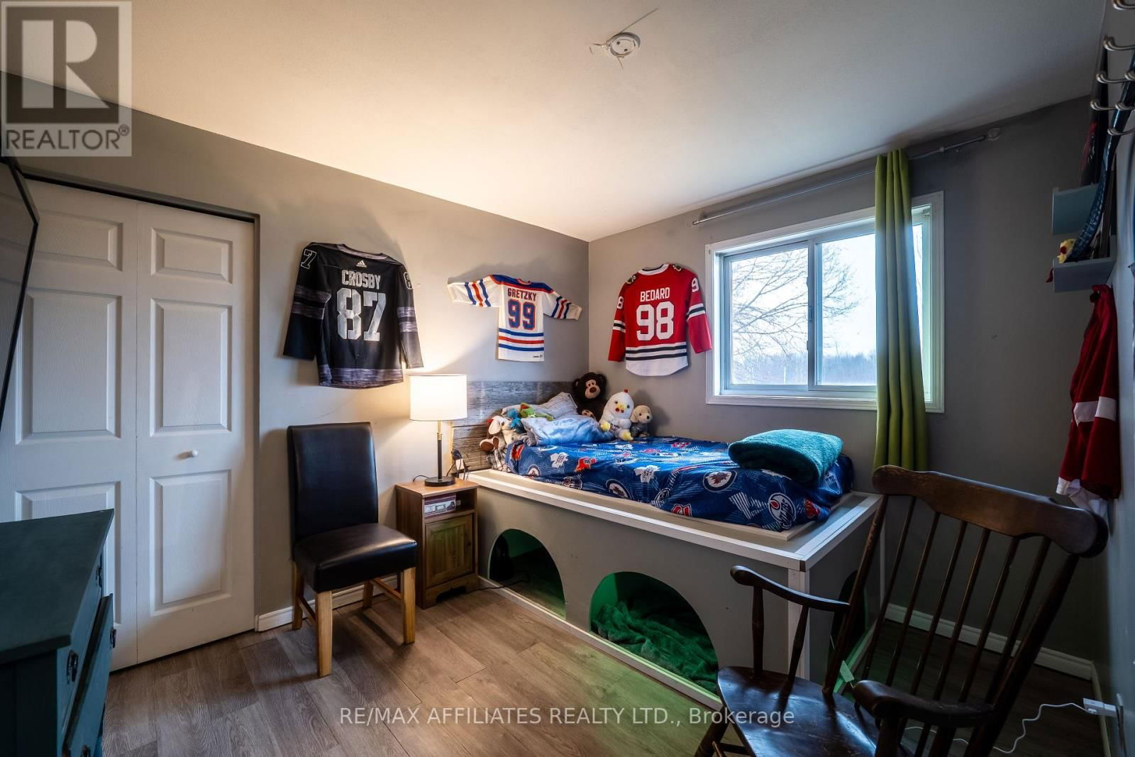 885 TOWNLINE ROAD Image 38
