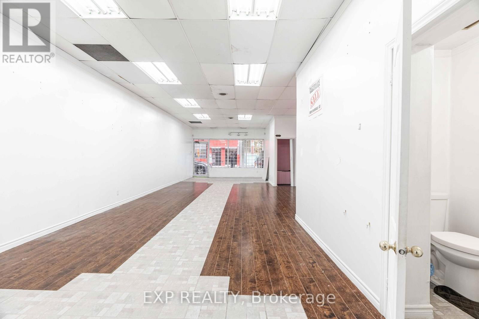 344.5 RICHMOND STREET Image 31