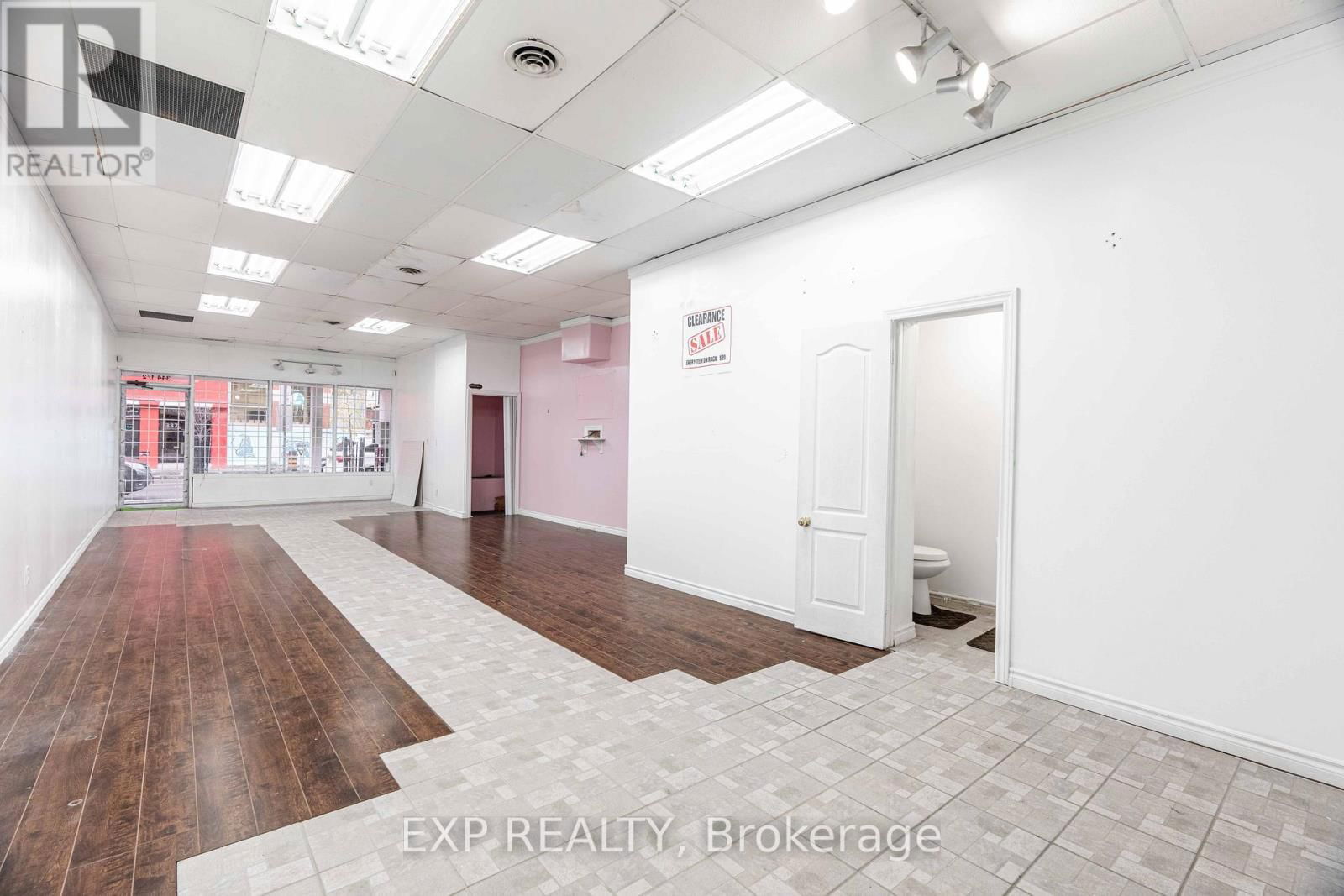 344.5 RICHMOND STREET Image 34