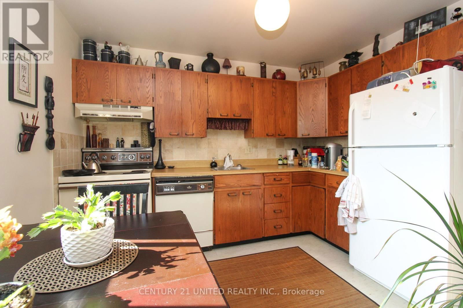 200 LAKE STREET Image 16