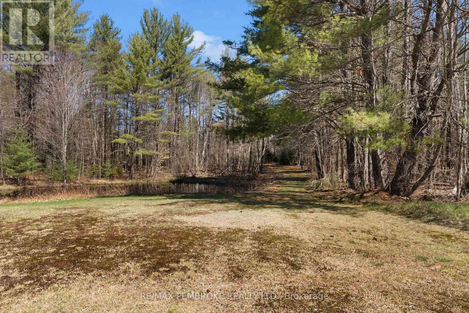 686 AIRPORT ROAD Image 49