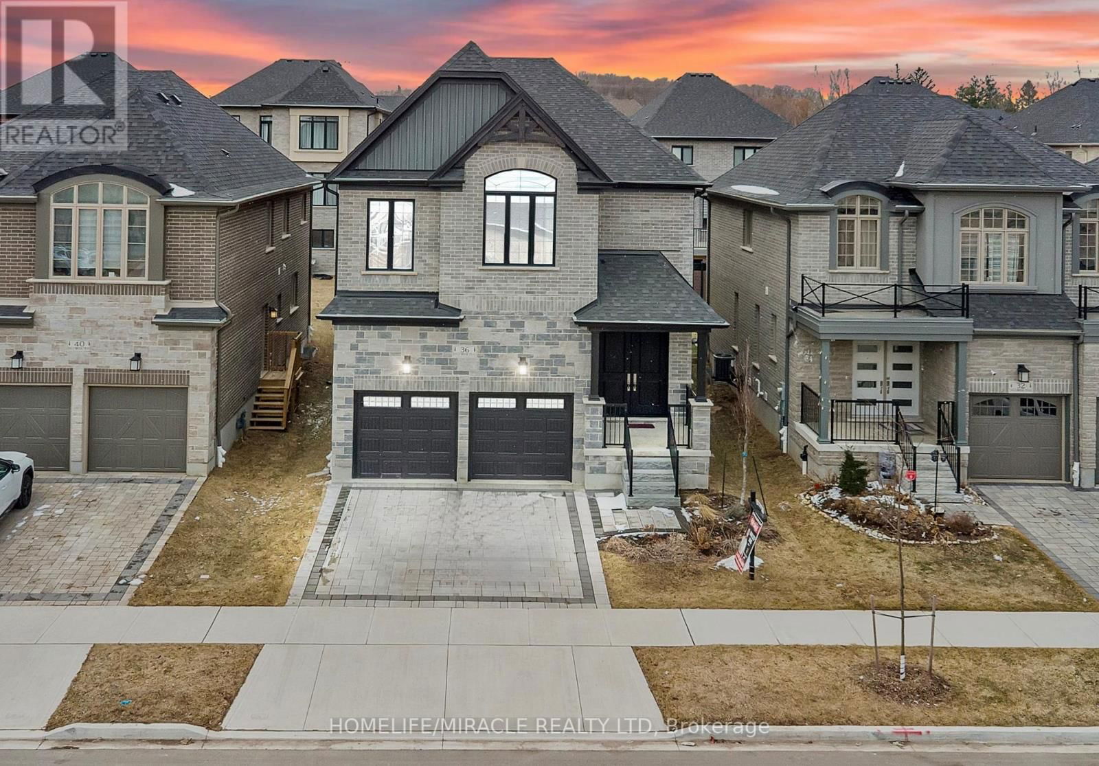 36 HOLLYBROOK TRAIL Image 1