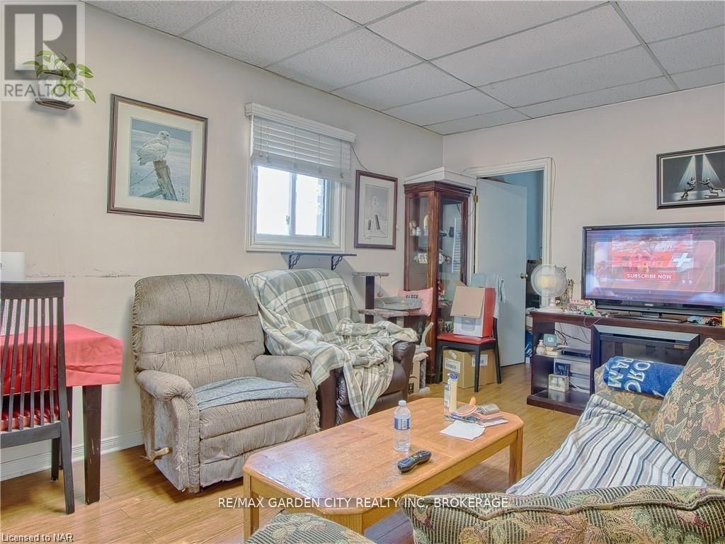 243 ONTARIO STREET Image 7