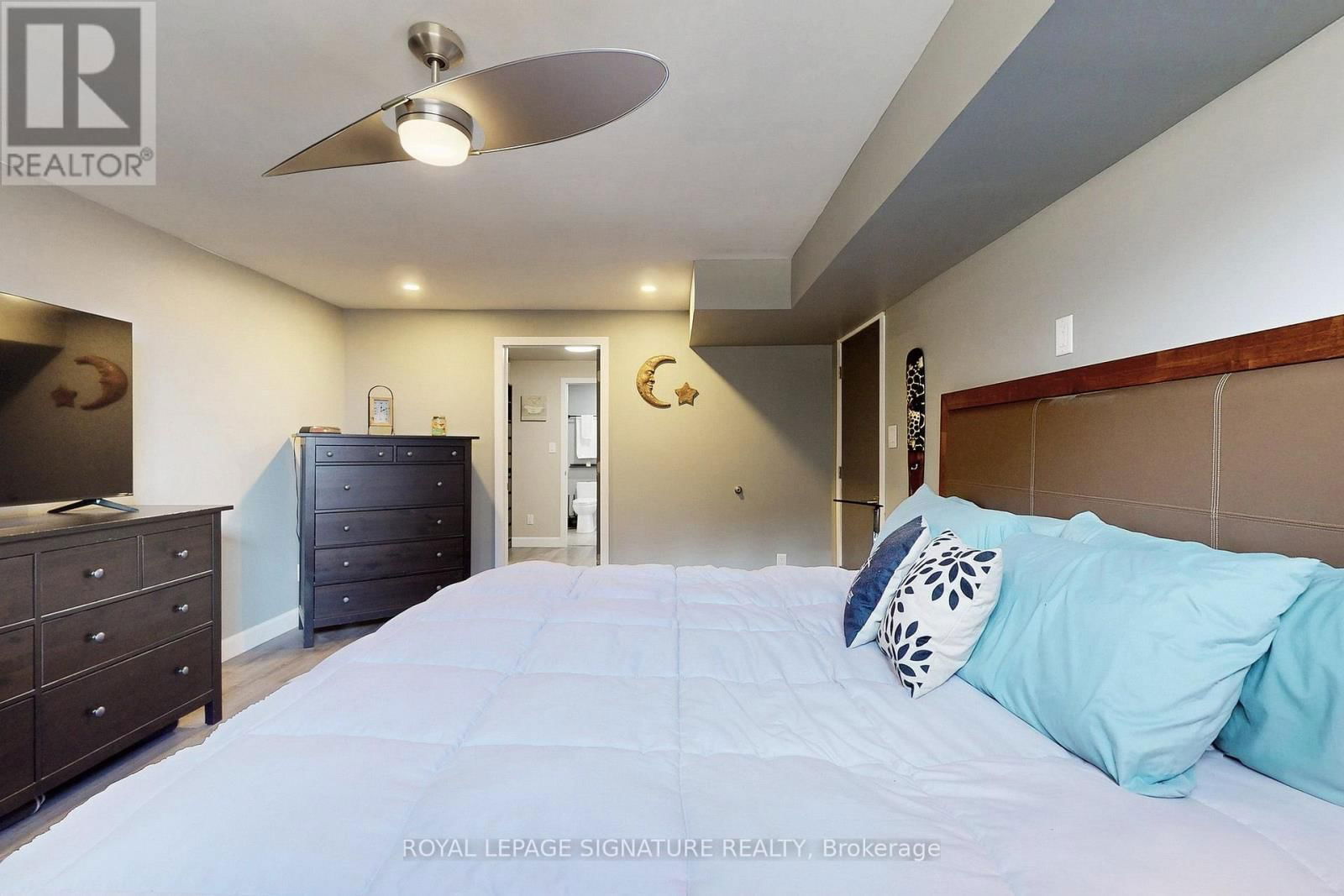 58 ARANDA WAY Image 25