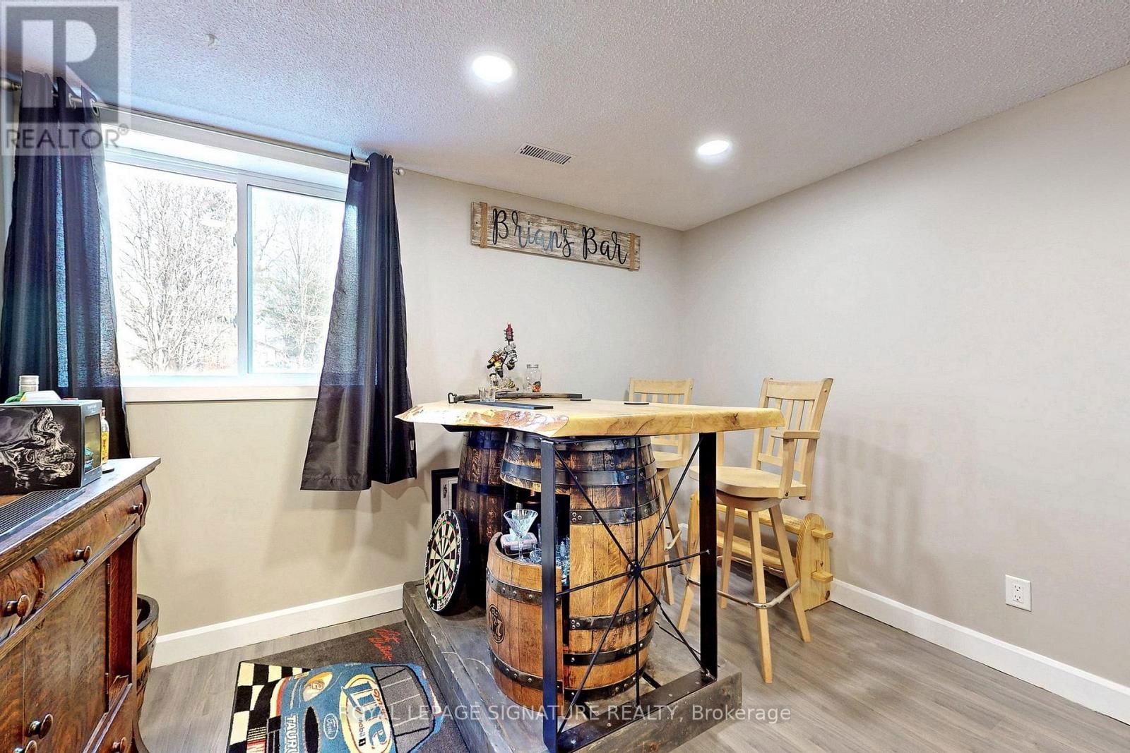 58 ARANDA WAY Image 31