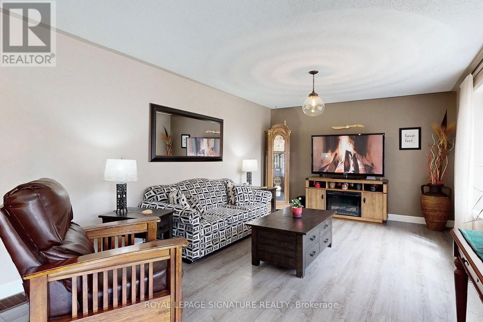 58 ARANDA WAY Image 5