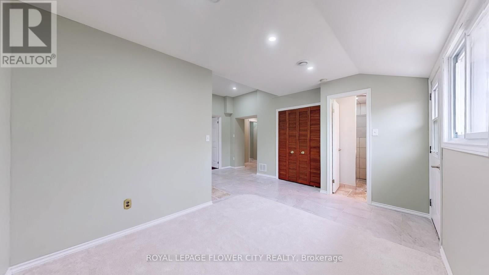 6294 ASH STREET Image 18
