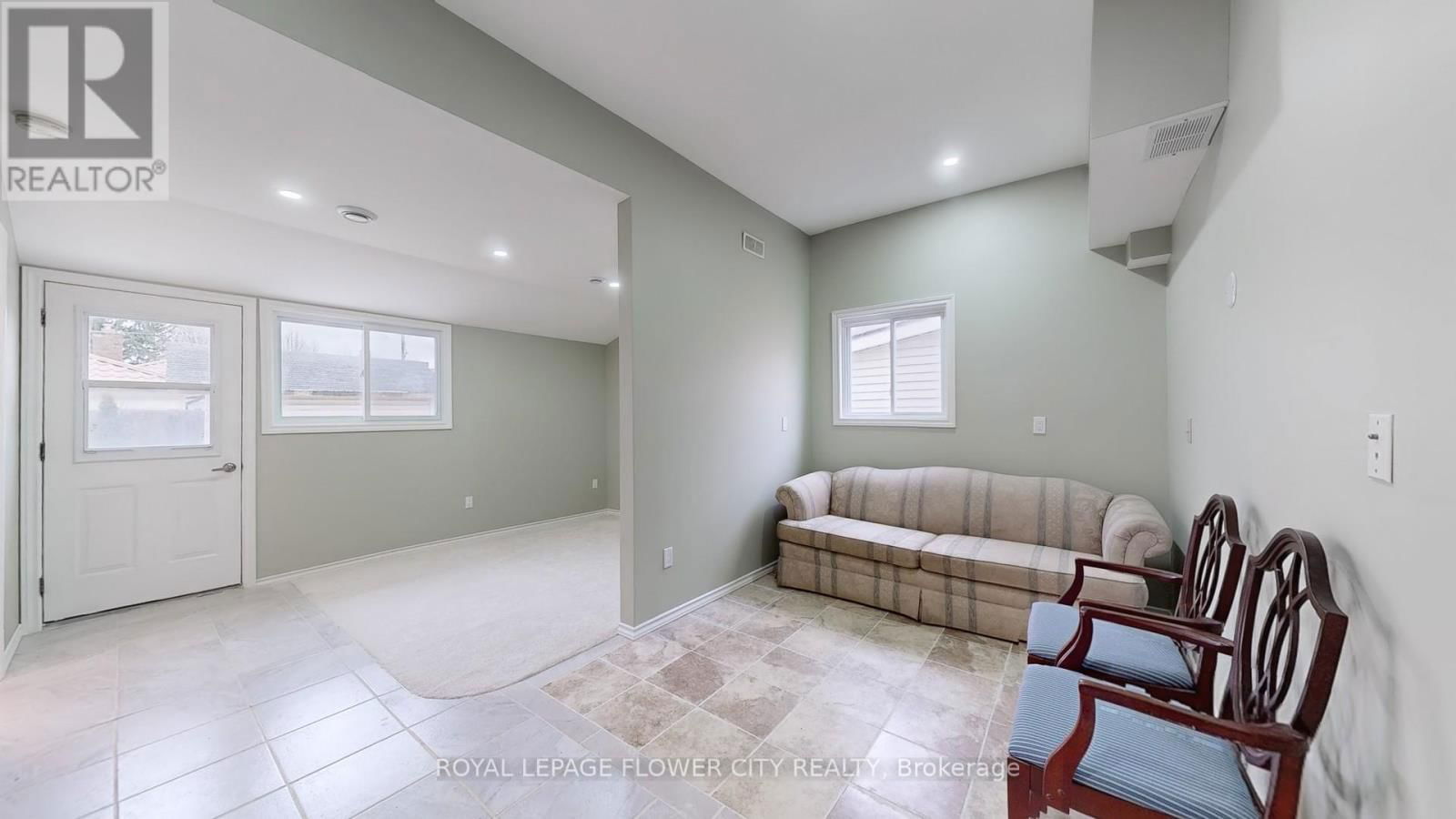 6294 ASH STREET Image 20