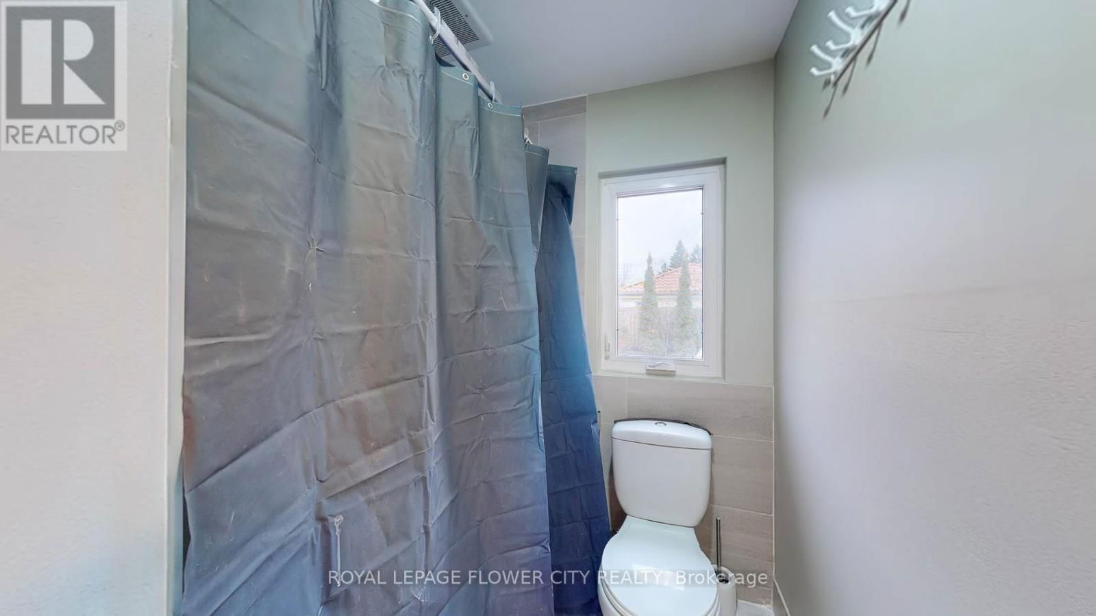 6294 ASH STREET Image 29