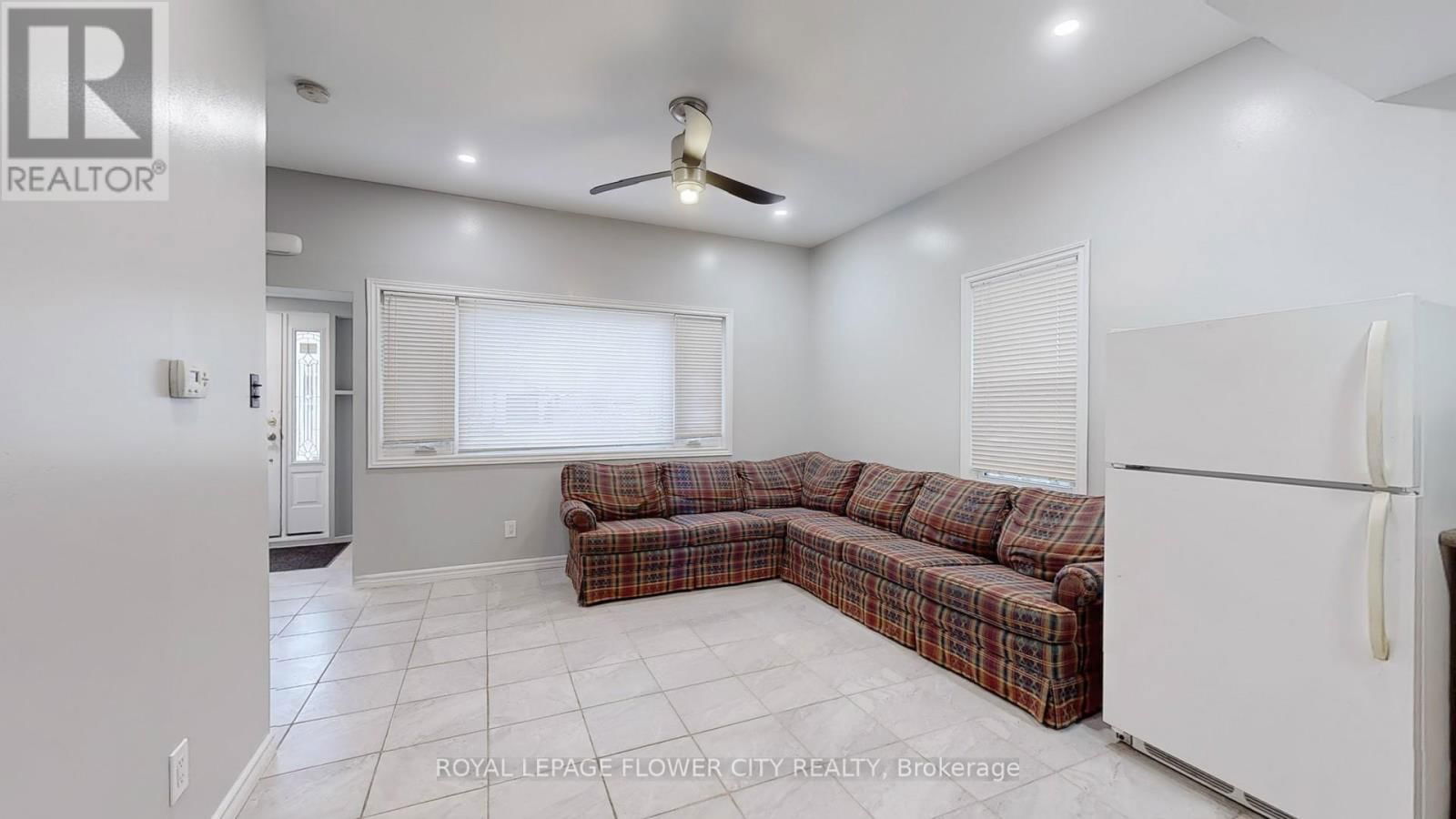 6294 ASH STREET Image 7