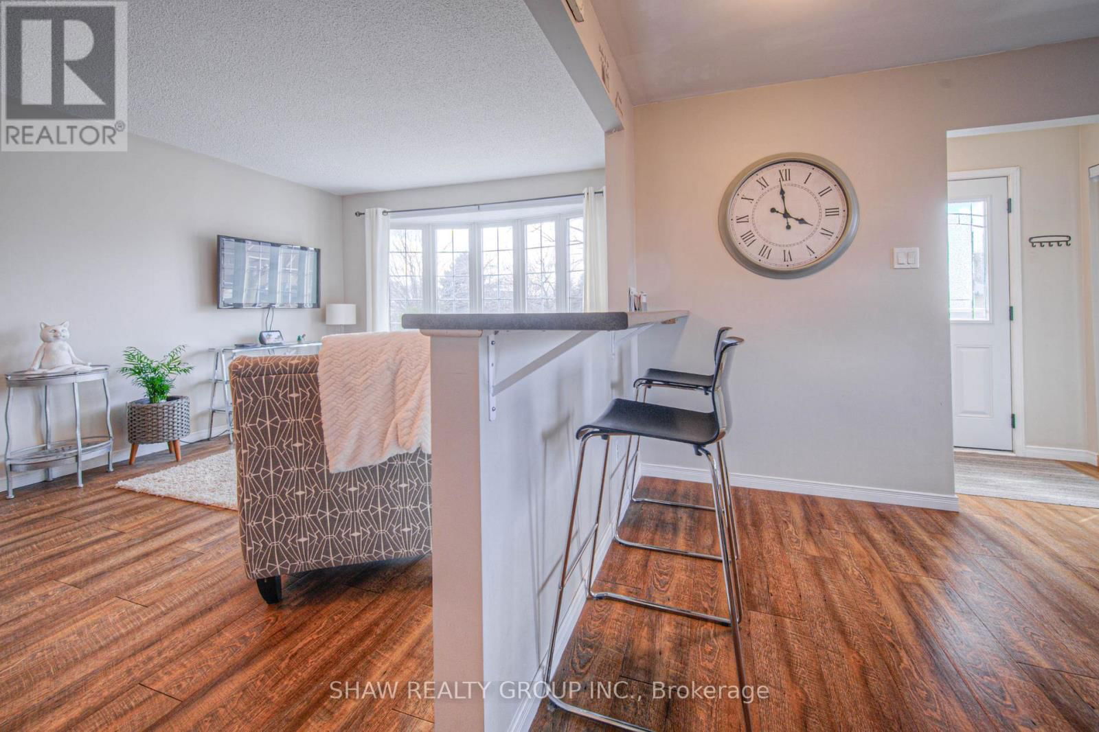 19 SEKURA PLACE Image 12
