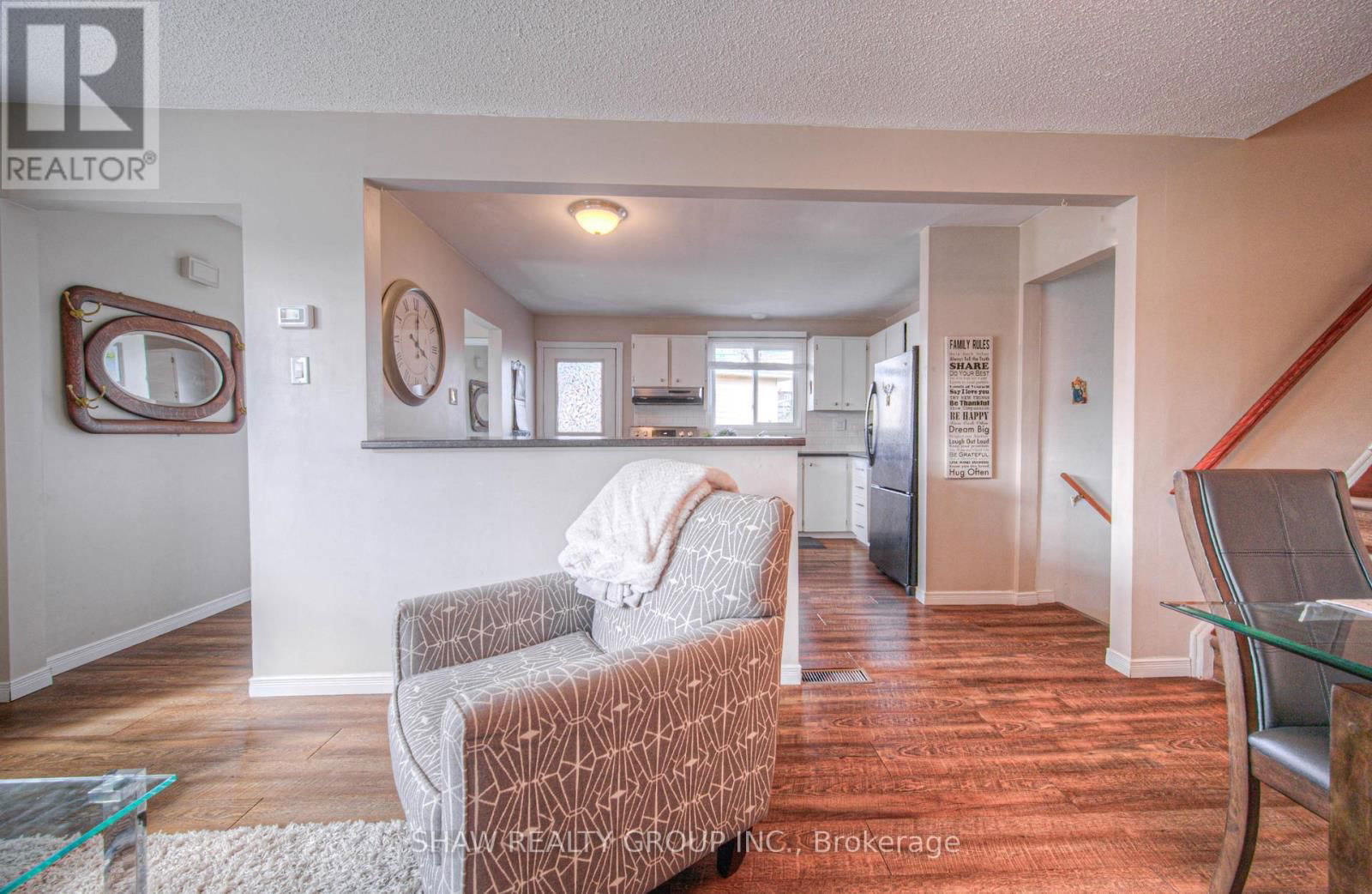 19 SEKURA PLACE Image 16