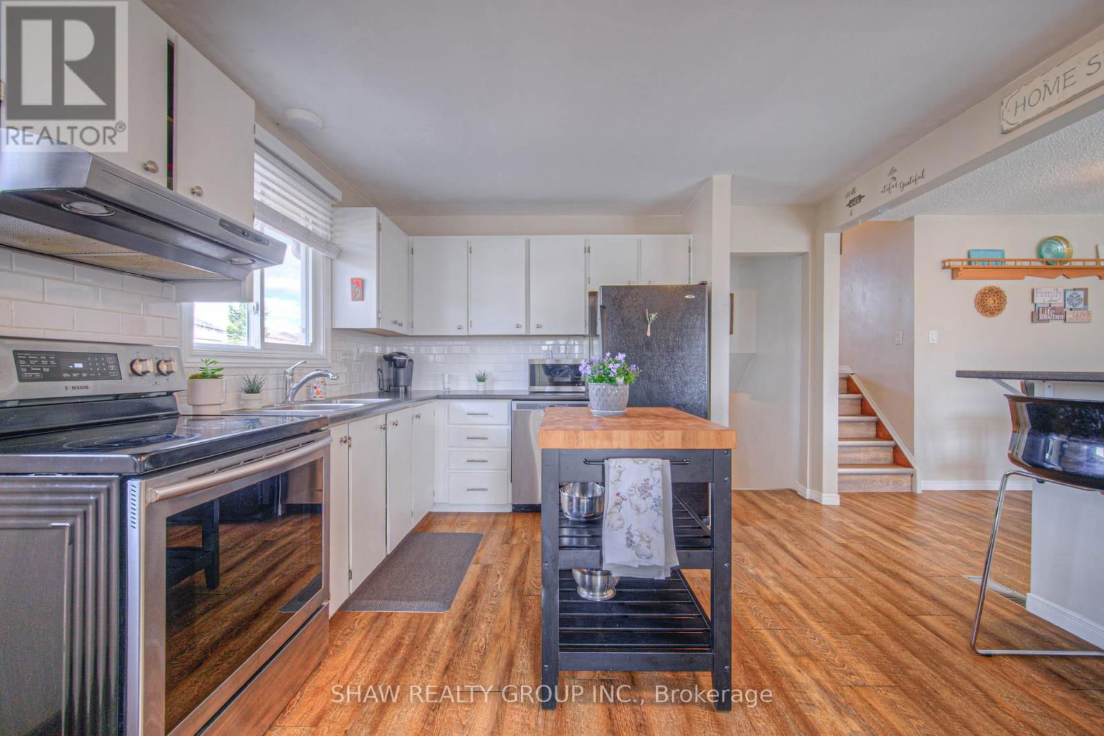 19 SEKURA PLACE Image 6