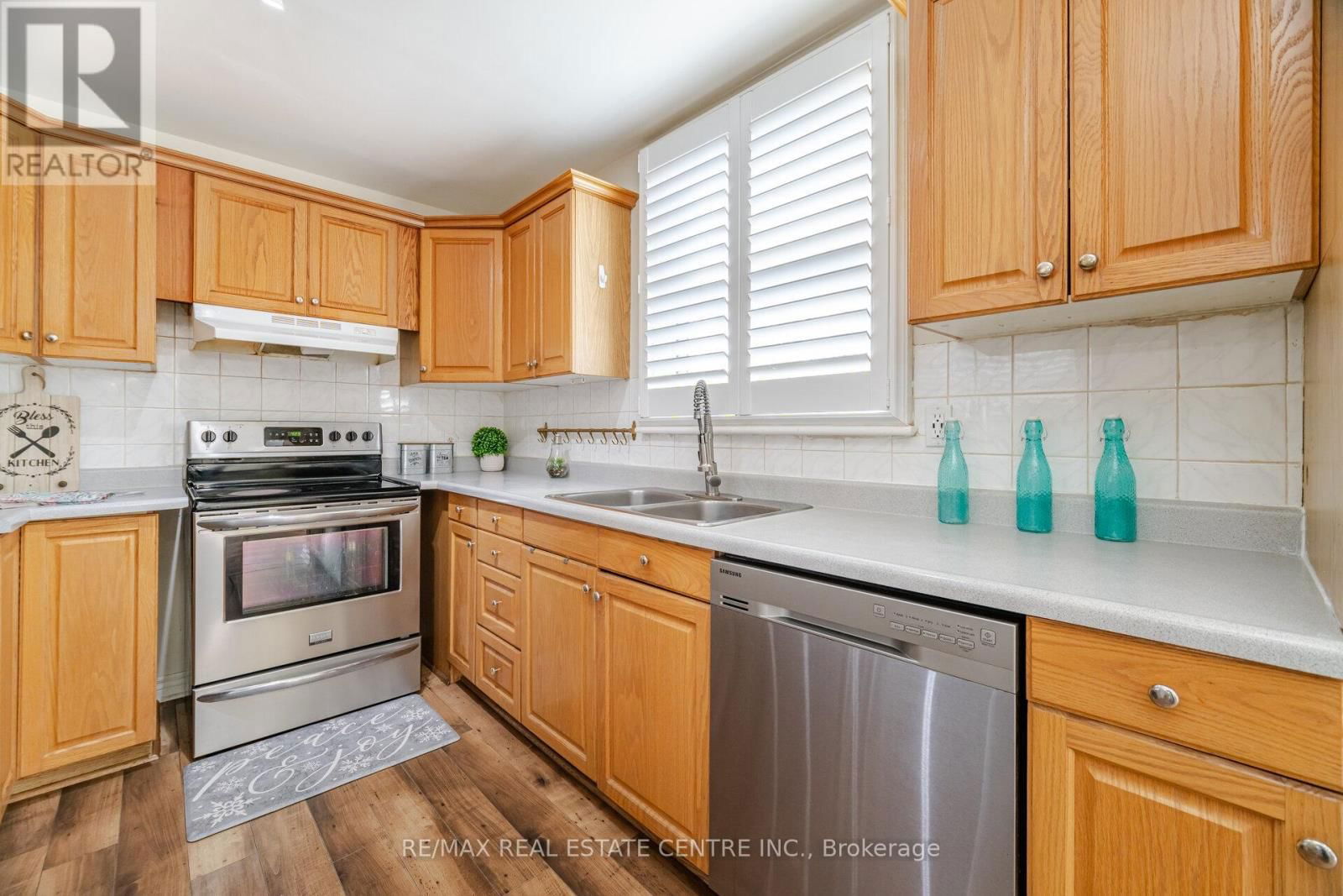 32 EAST 44TH STREET Image 11